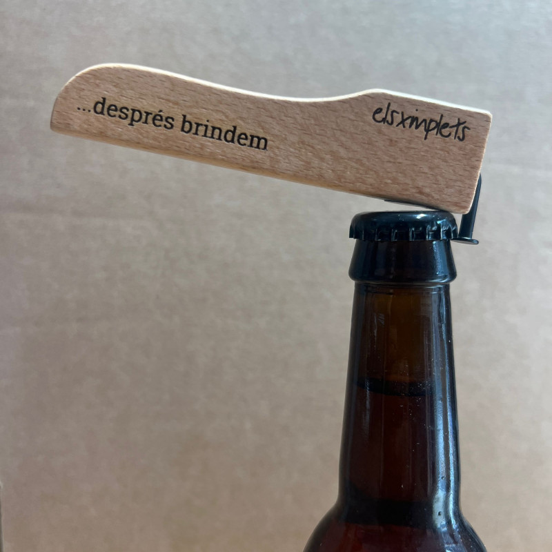 Obridor de fusta - "Fem un clau? ...després brindem" - Els Ximplets